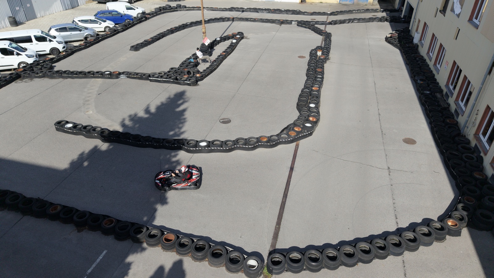 Techniczny zakręt na nowym torze ICF Karting