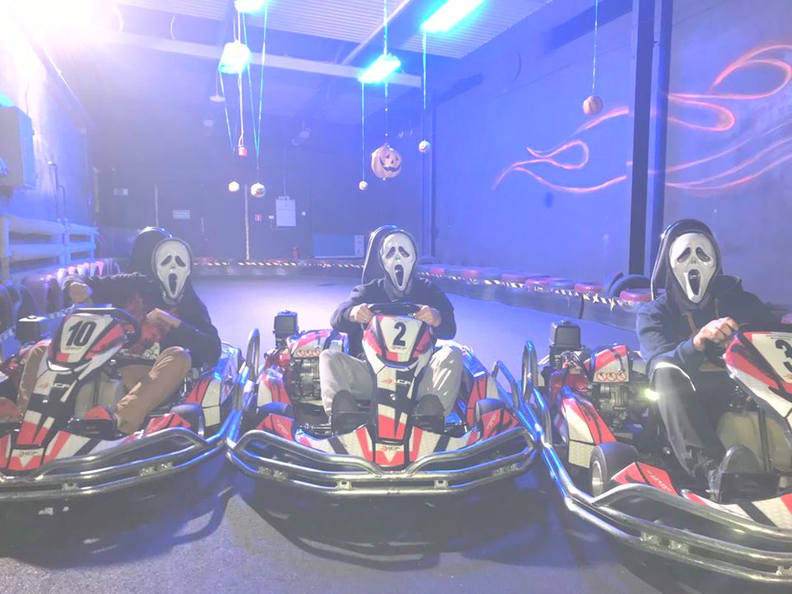 Halloween w ICF Karting: 10 zł taniej za każdy przejazd